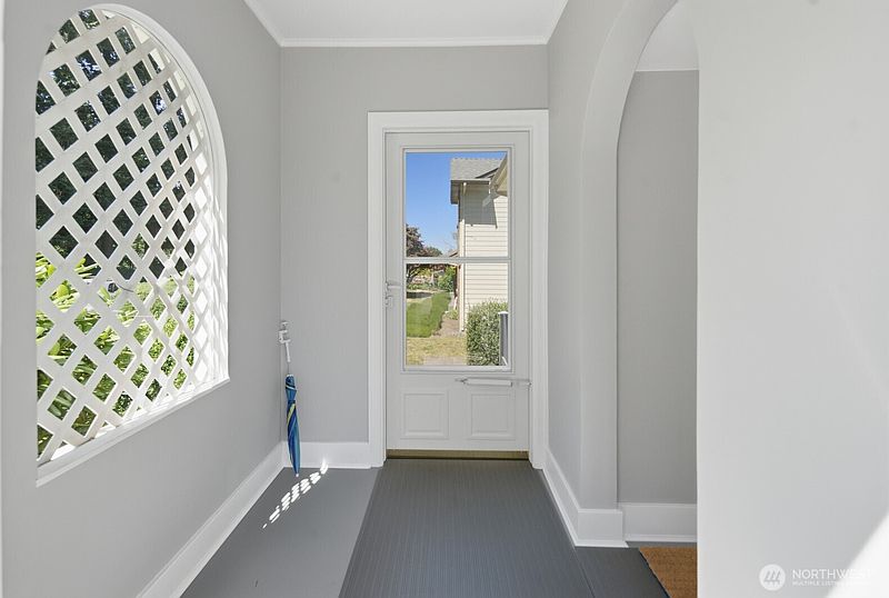 5th image of 5627 Colby Avenue