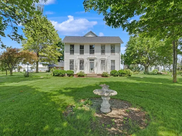 15869 N Vermilion West Rd, Fithian, IL 61844
