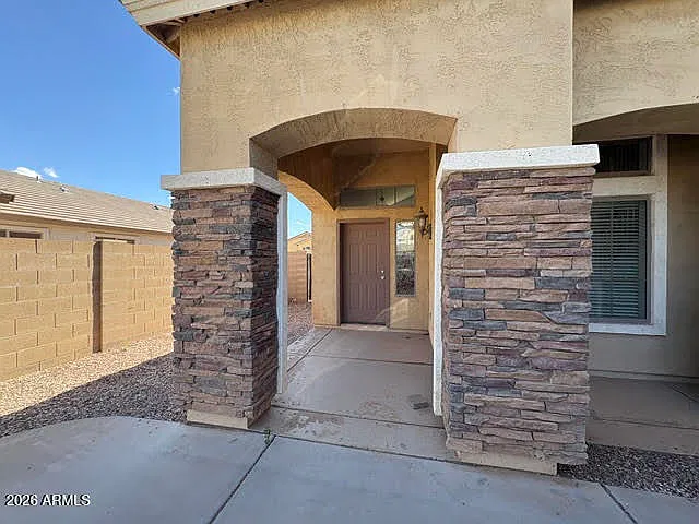 4 bed, 3.0 bath, 2595 sqft, $1,750 — Photo 2