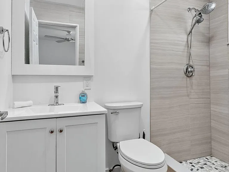 Updated Private bathroom!