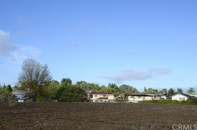 1st image of 543 S 3rd Ave