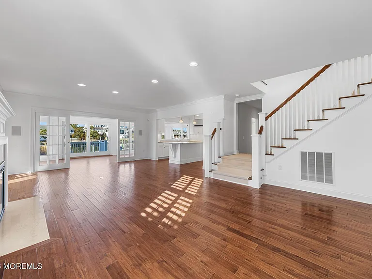 954 Barnegat Ln — Photo 20