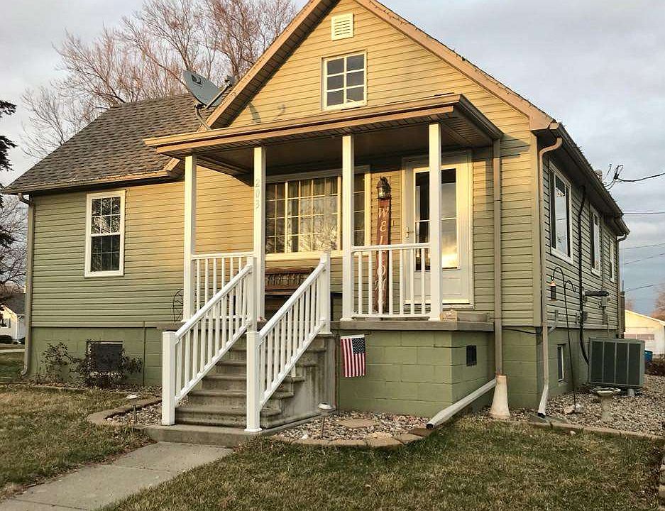 1st image of 203 S Boyer St