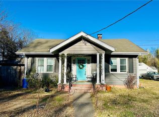 2802 Canton Ave, Chesapeake, VA 23325