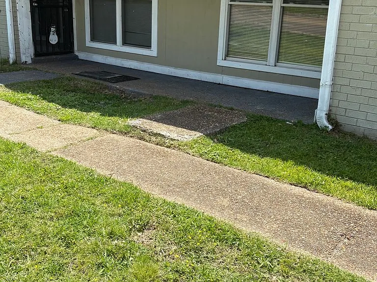 1857 S Perkins Rd — Photo 2