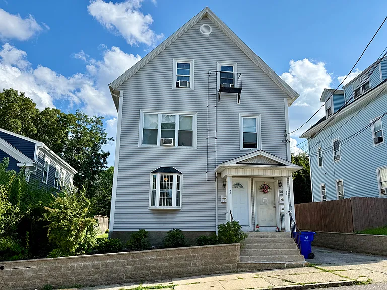 32 Highland St — Photo 11