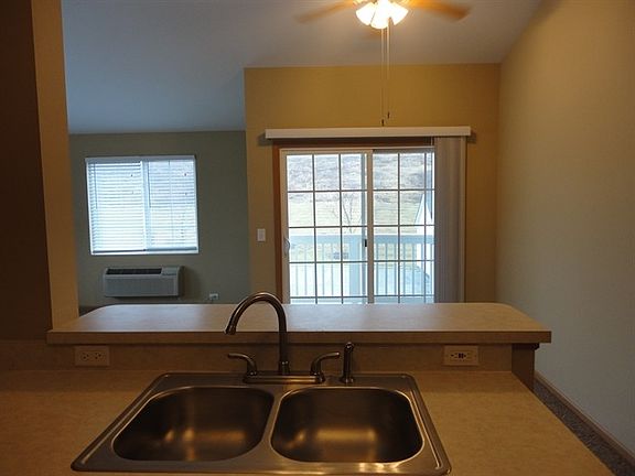 5th image of 1323 Silverstone Dr #00