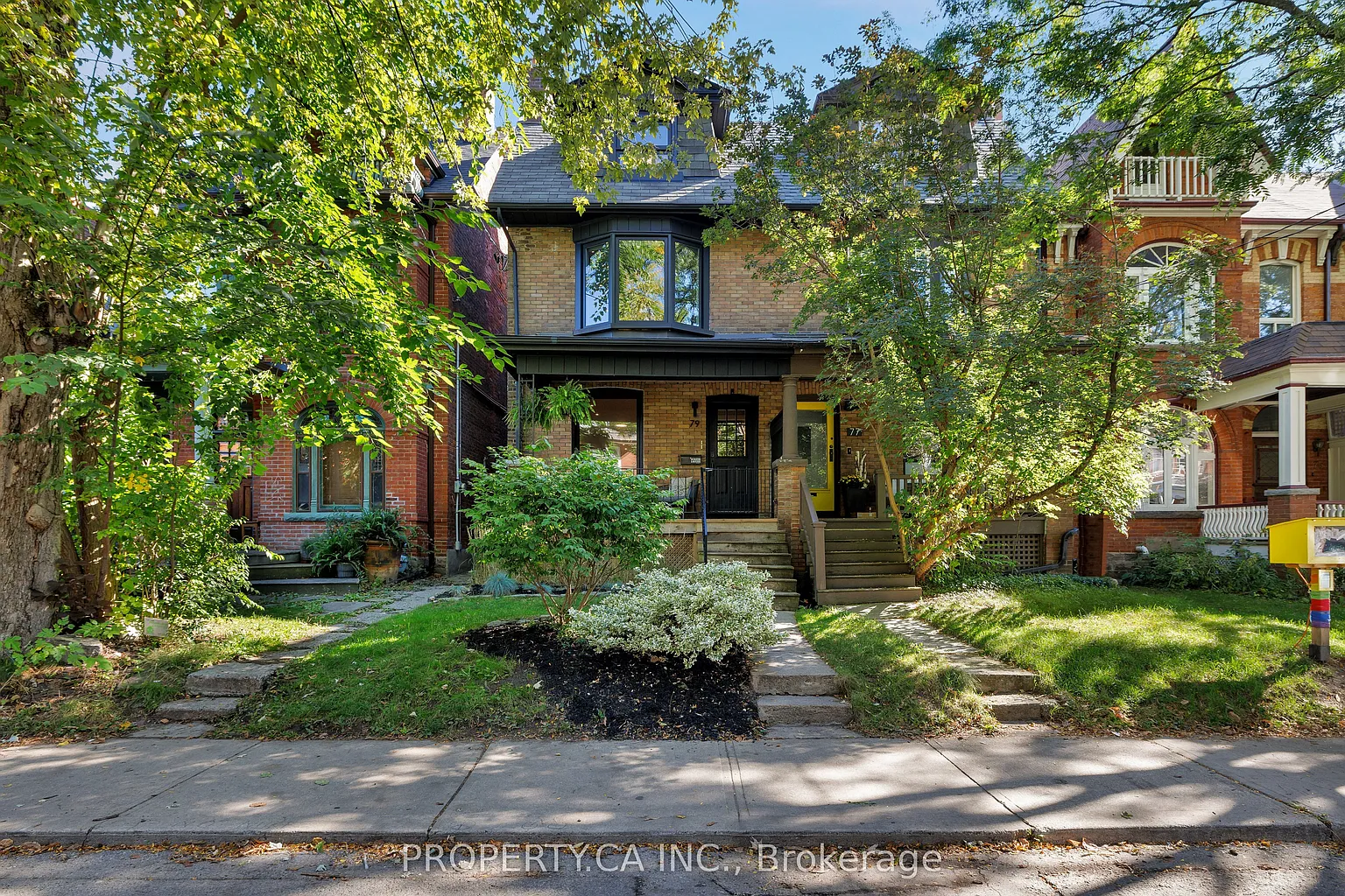 79 Macdonell Ave photo 1