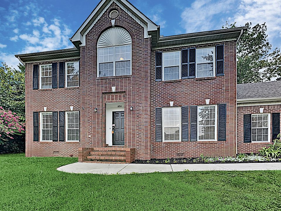 1st image of 1850 Southcliff Dr