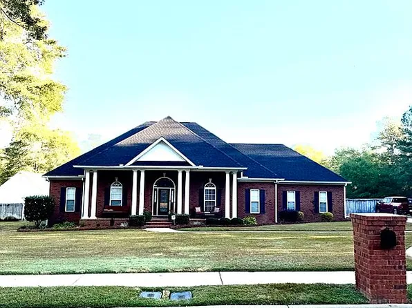 312 Kirkwood Dr, Dothan, AL 36303