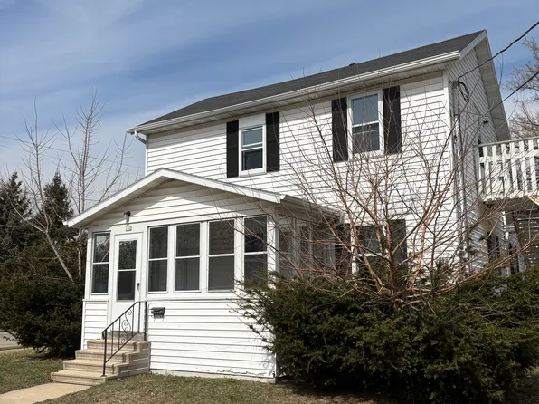 102 Sterling Ave, Oshkosh, WI