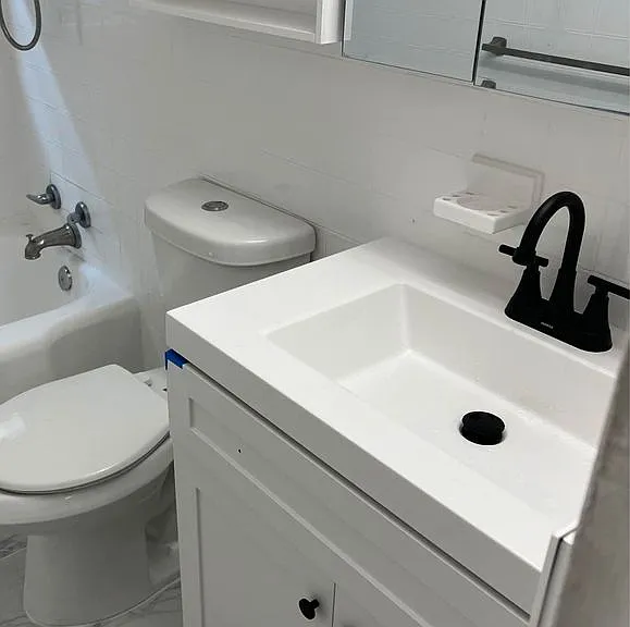 1301 NE 6th St #2 — Photo 4