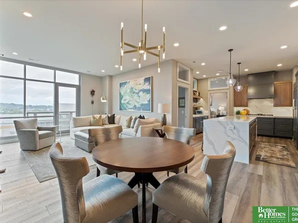 220 S 31st Ave #3808/3809, Omaha, NE 68131