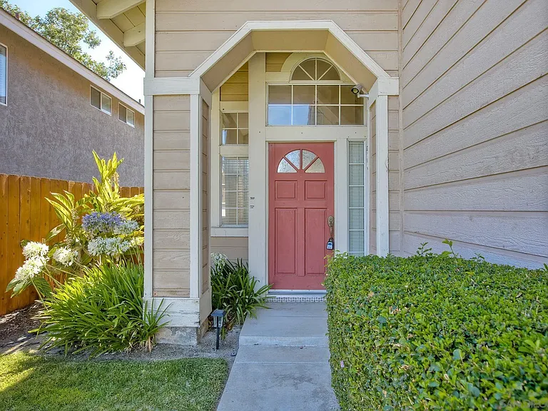 14718 Carmel Ridge Rd — Photo 3