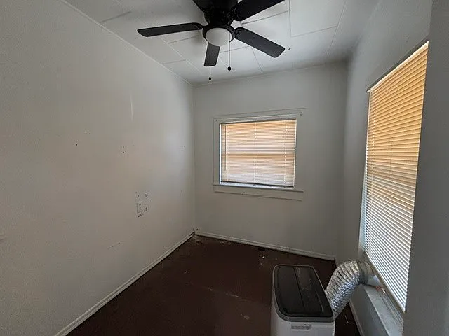 914A Grandview Ave — Photo 10