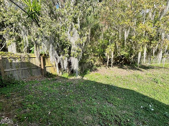 2nd image of 10357 Winding Creek Ln