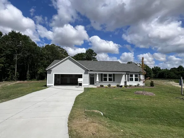 184 Grace Ridge Ct, Benson, NC 27504