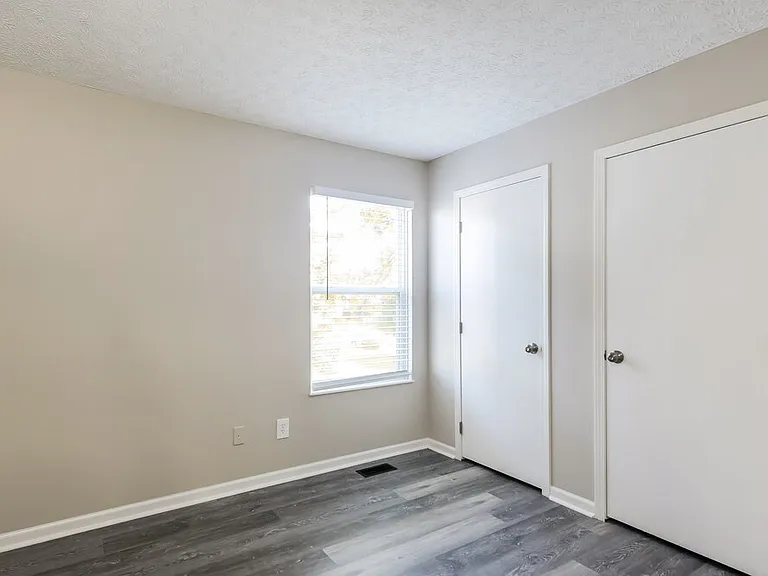 448 Springwood Lake Dr — Photo 14