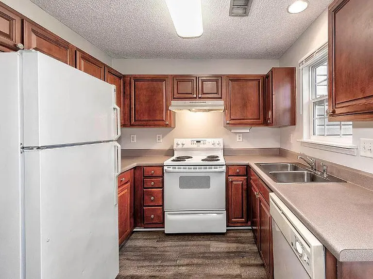 11642 Retriever Way — Photo 4