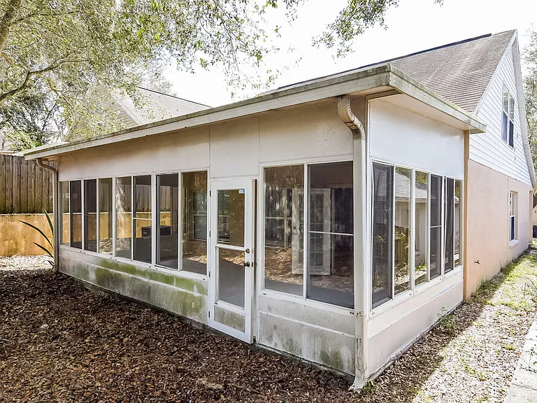 725 Cape Cod Cir — Photo 15