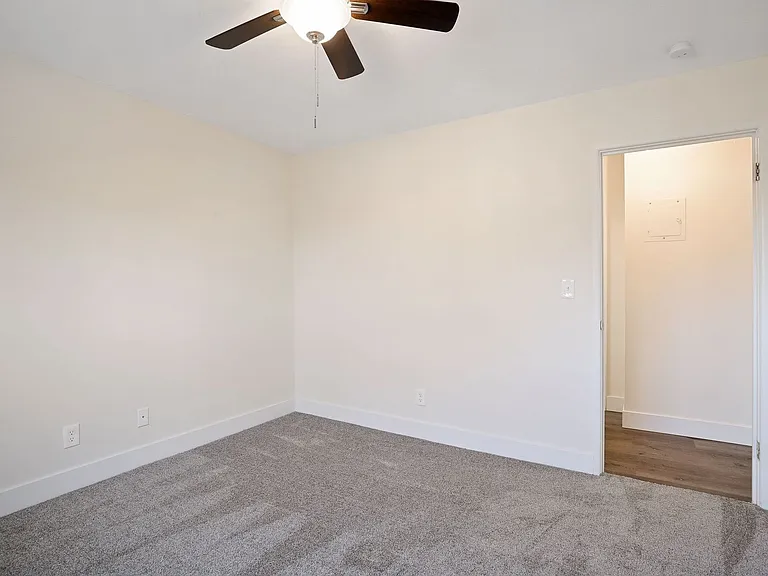 2800 Colfax — Photo 24