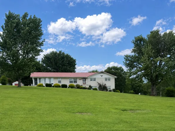 1465 Murfreesboro Rd, Woodbury, TN 37190