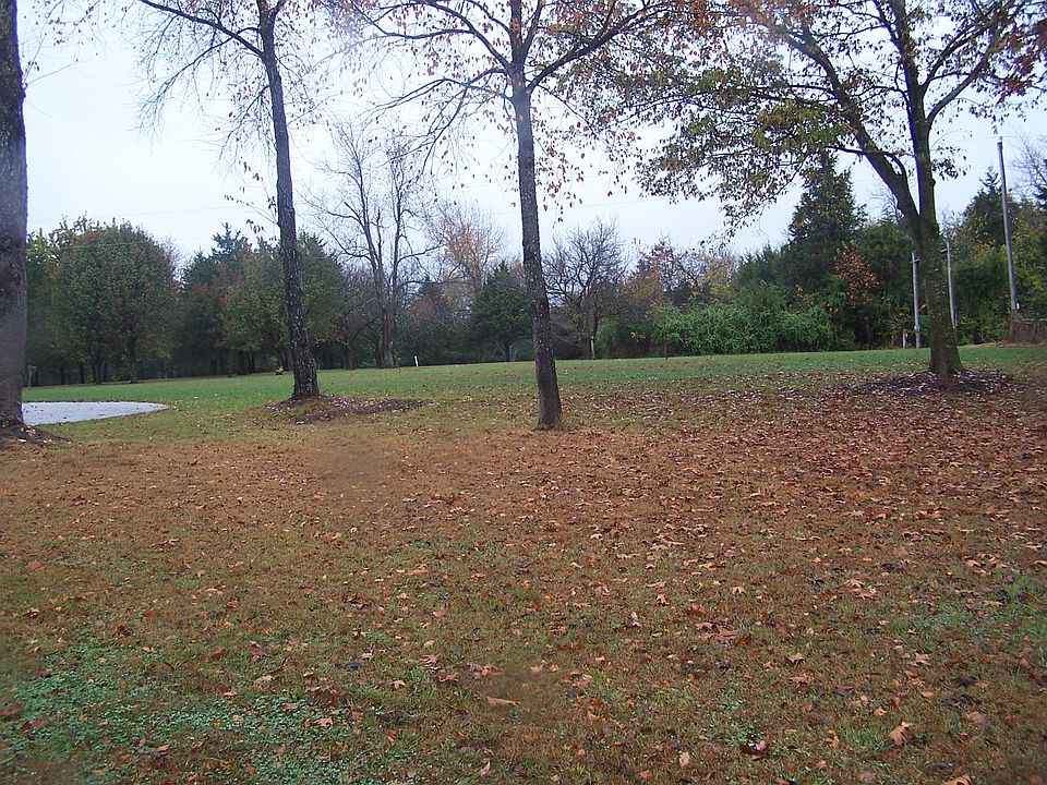 Side yard to north