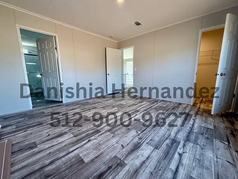 7706 Tennessee Walker — Photo 10