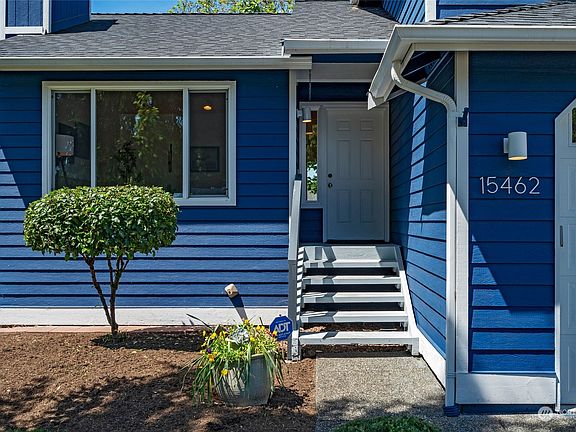 2nd image of 15462 167th Avenue SE