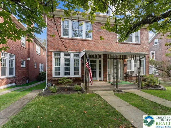 1042 Delaware Ave, Fountain Hill, PA 18015