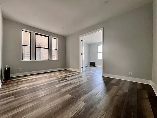Rented by Keller Williams NYC | media 22