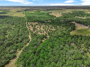 480 Grandpa Rd, Lockhart, TX 78644