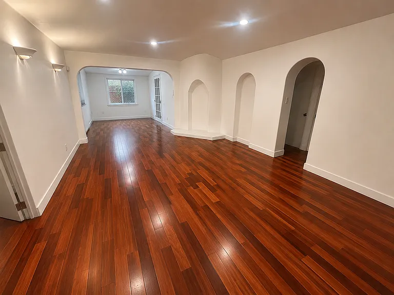 1620 S Holt Ave — Photo 1