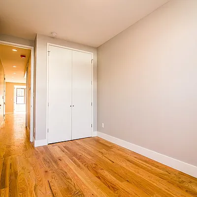 Rented by Nooklyn NYC LLC | media 47