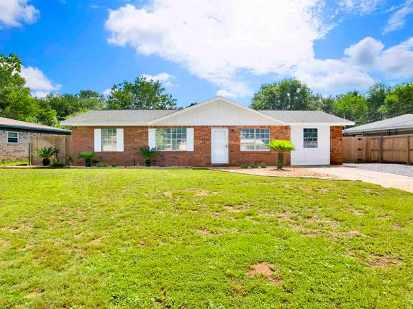 3040 Newton Dr, Pensacola, FL 32503