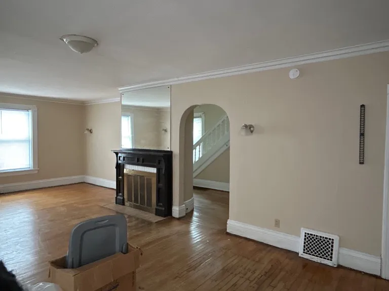 415 Amherst Ave — Photo 9