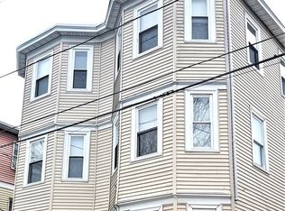 96 Penn St #3R, Providence, RI 02909