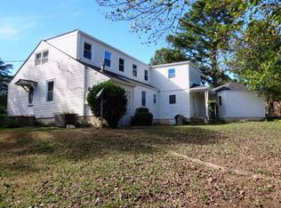 907 Lakeview Dr, Auburn, AL 36830