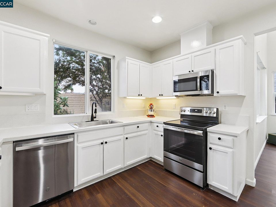 1st image of 2919 Kennsington Ln