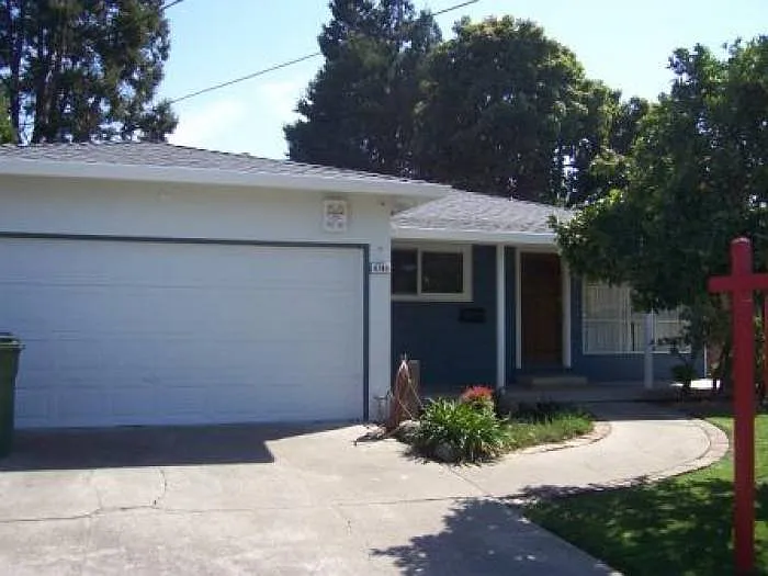 4744 Cortez Ave photo 1