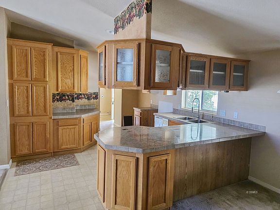 3rd image of 15 Cypress Way