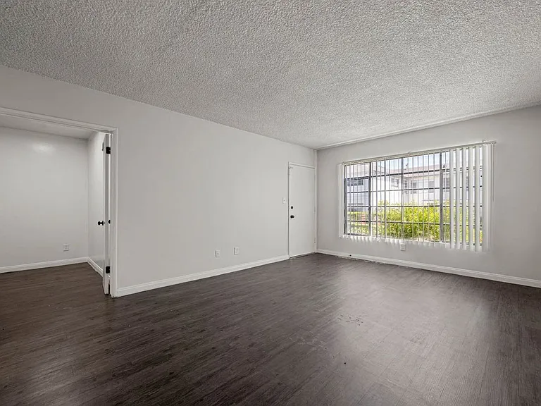 3868 Potomac Ave #7A — Photo 11