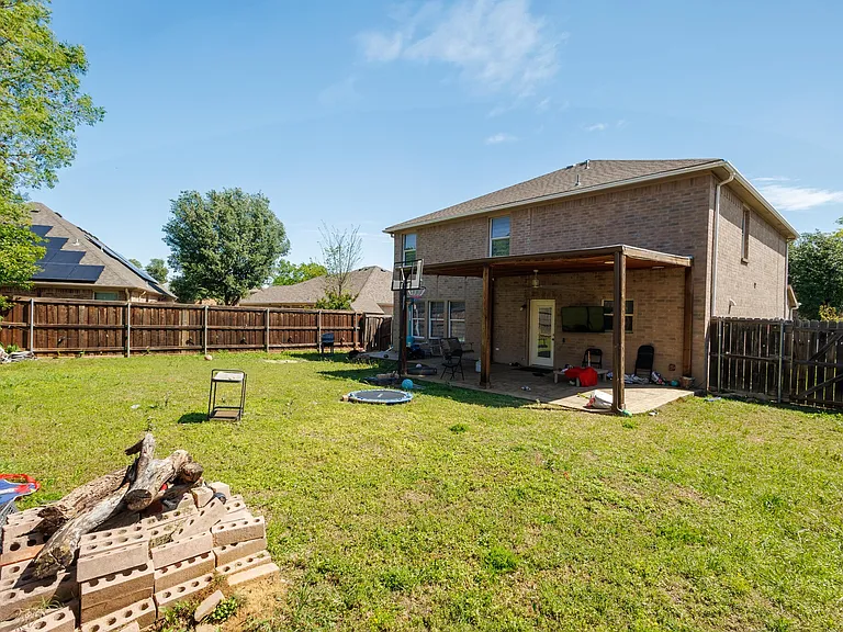 519 Darlene Trl — Photo 28
