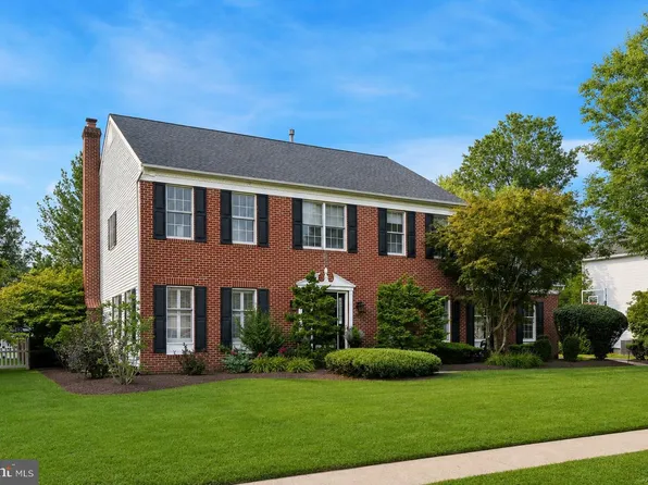 4922 Mead Dr, Doylestown, PA 18902