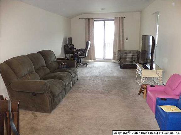 5th image of 44B Bradley Ct #58