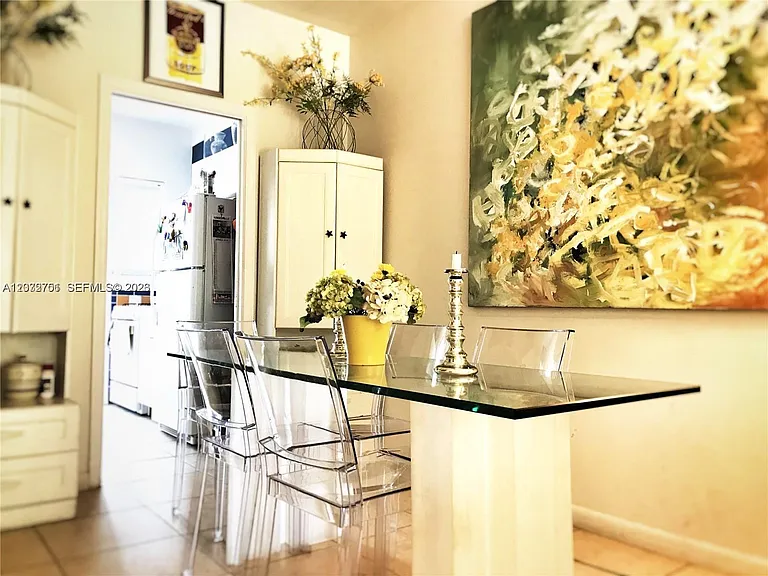 1840 James Ave #10 — Photo 10