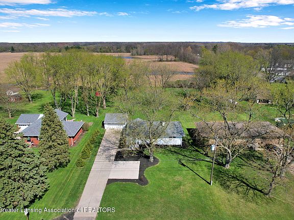 5th image of 15499 Wood Rd