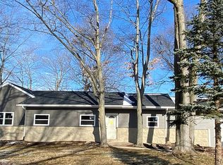 1501 Maple St, Barberton, OH 44203
