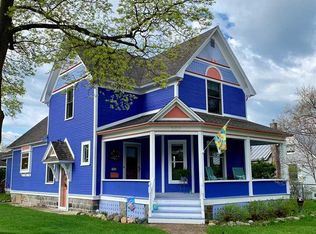 501 W 11th St, Traverse City, MI 49684