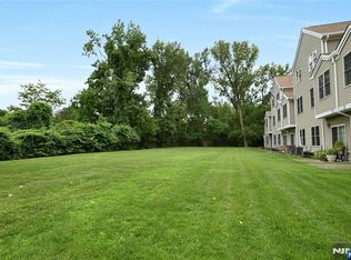 59 Birch St #306, Ridgefield Park, NJ 07660